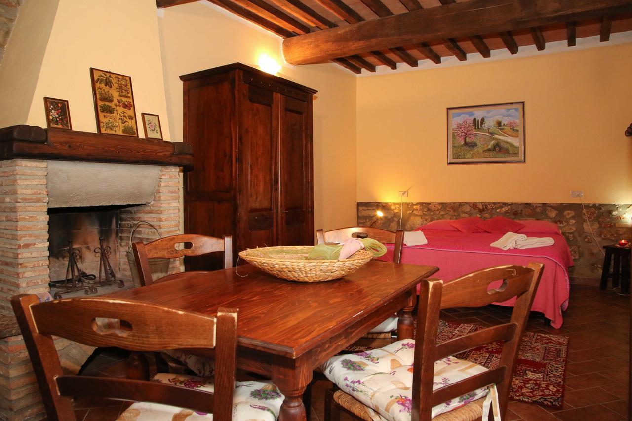 Casale Vigna Carbona Guest House Джаворано Екстериор снимка